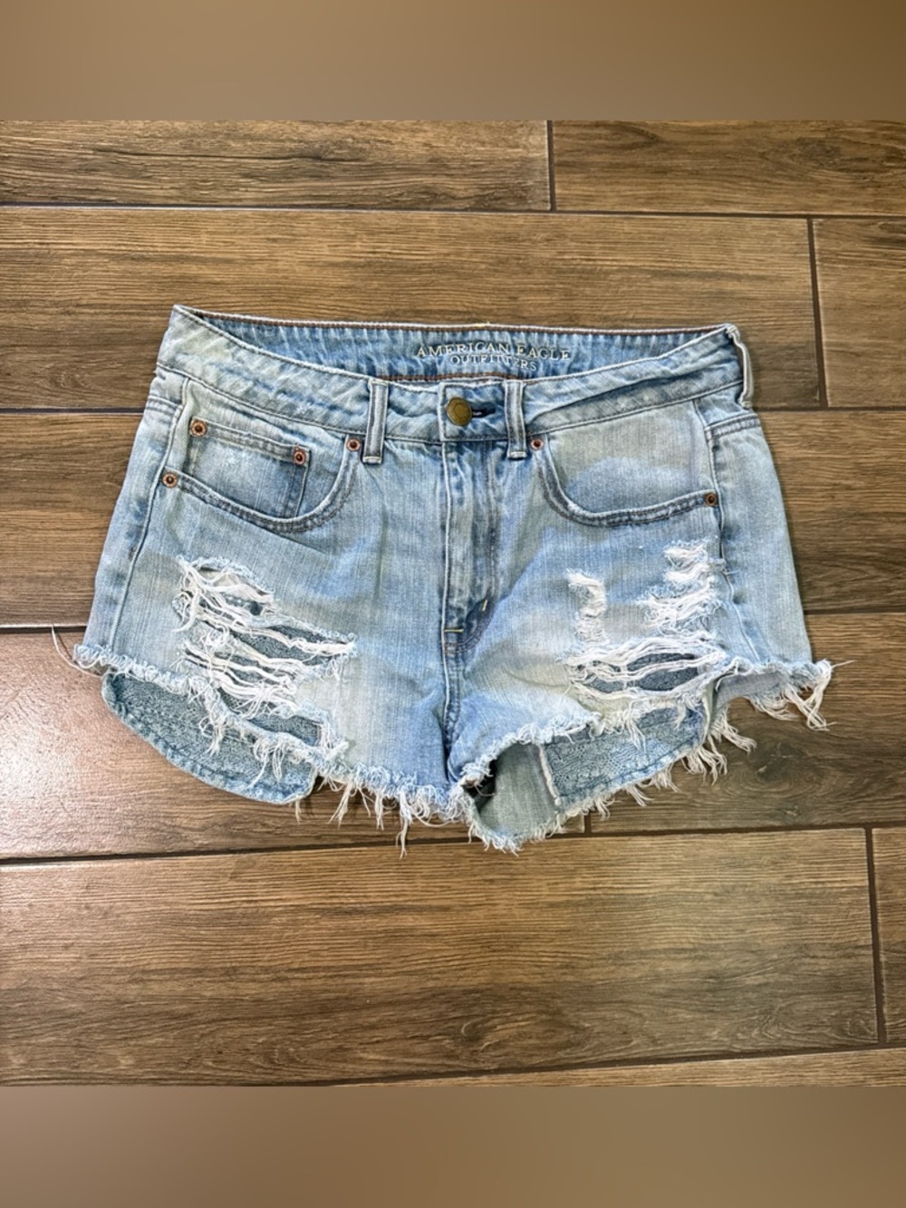 American Eagle Vintage High Rise Festival Jean Shorts Size 8